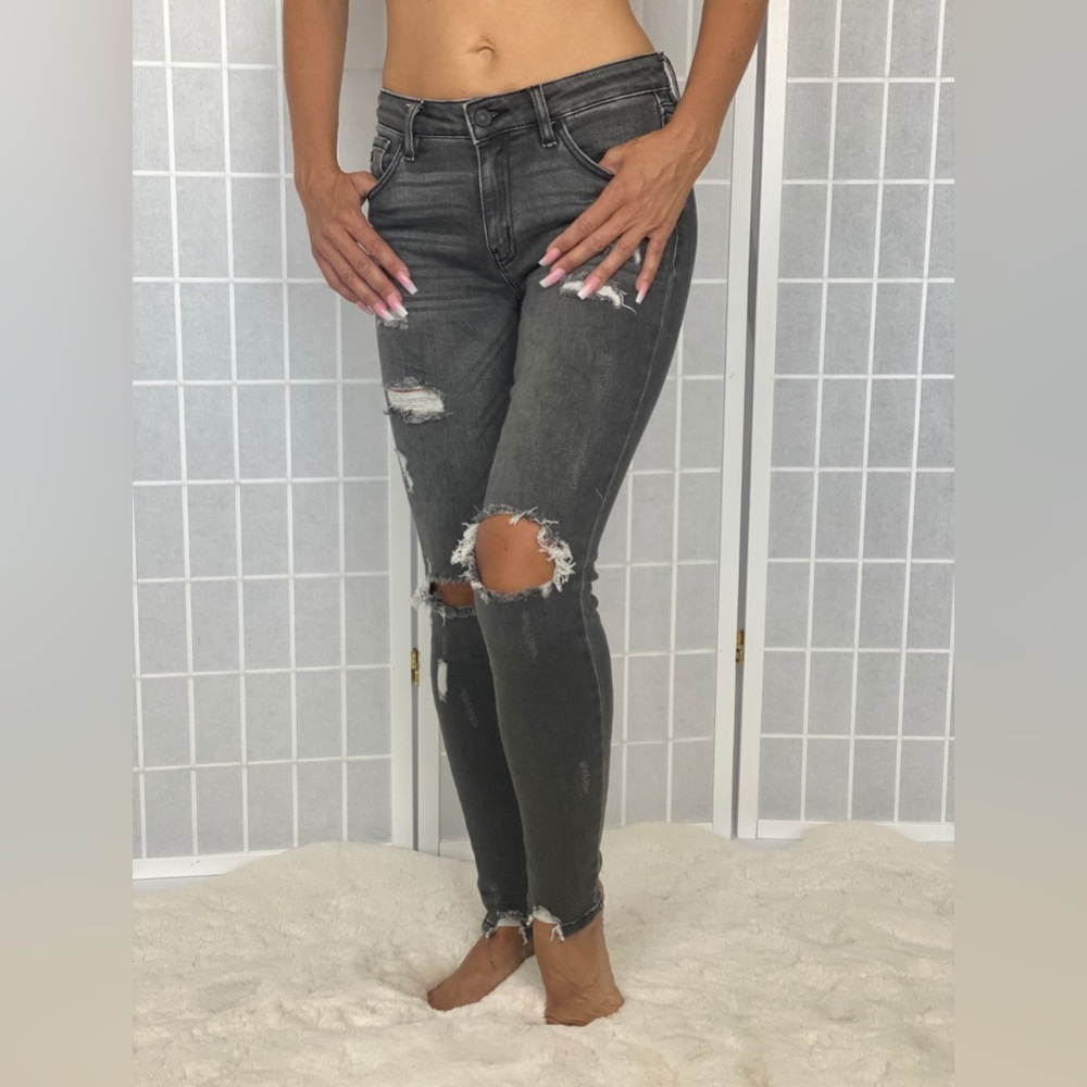 KANCAN GREY DISTRESSED SKINNY JEANS